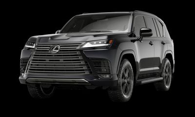 2026 Lexus LX 700H Overtrail