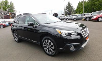 2017 Subaru Outback Limited M R