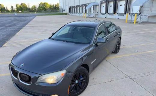 2011 BMW 740I