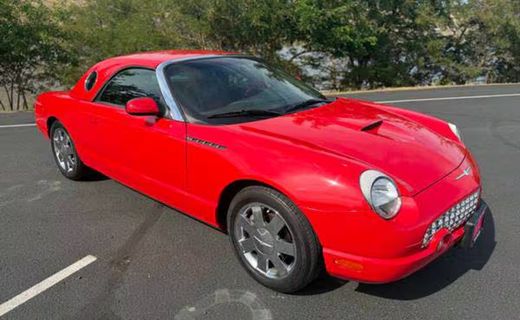 2002 Ford Thunderbird Base