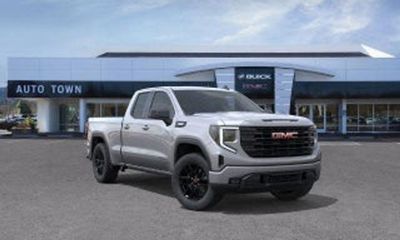 2024 GMC Sierra AT4