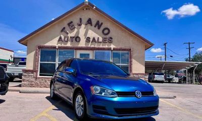 2016 Volkswagen Golf Base S