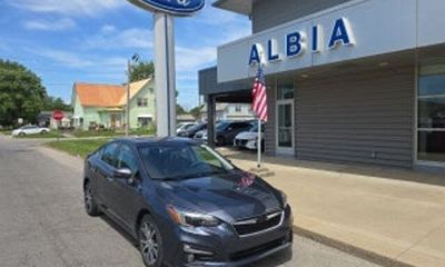 2017 Subaru Impreza Limited ES BSD