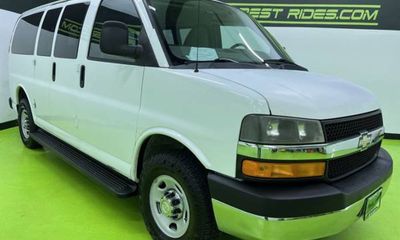 2013 Chevrolet Express LT