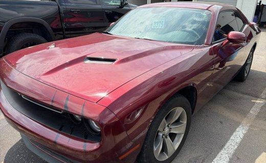 2019 Dodge Challenger SXT