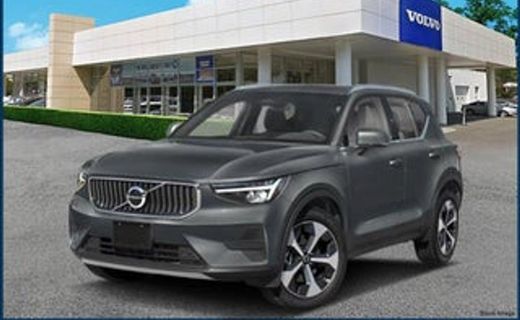 2026 Volvo XC40 Plus Dark