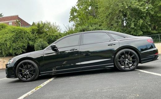 2023 Audi S8