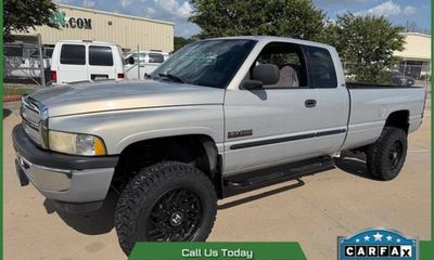 2001 Dodge Ram SLT