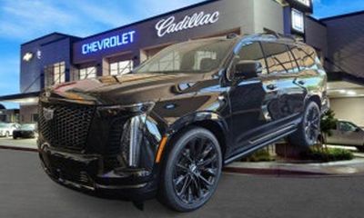 2026 Cadillac Escalade ESV Platinum Sport