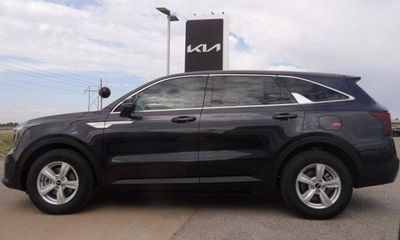 2026 Kia Sorento LX