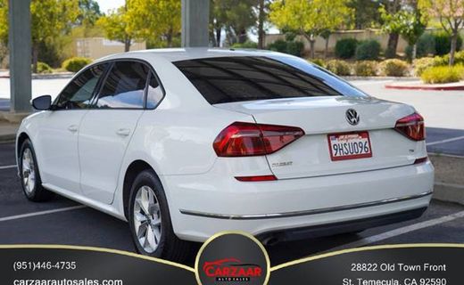 2018 Volkswagen Passat