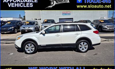 2012 Subaru Outback Limited M R