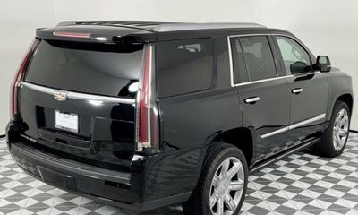 2020 Cadillac Escalade Premium Luxury