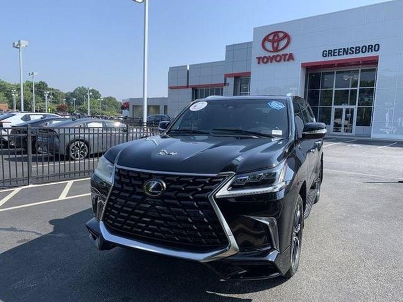 2021 Lexus LX — a typically priced live listing