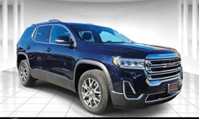 2019 GMC Acadia SLT 1