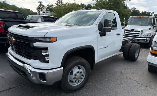 2026 Chevrolet Silverado HD Work Truck