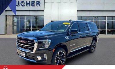 2022 GMC Yukon XL SLT