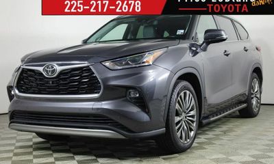 2022 Toyota Highlander Platinum