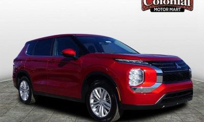 2022 Mitsubishi Outlander ES