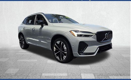 2026 Volvo XC60 Plus Dark