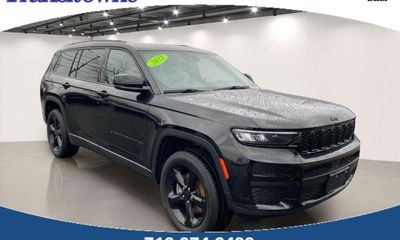 2023 Jeep Grand Cherokee L Laredo Altitude