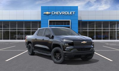 2026 Chevrolet Silverado 8WT