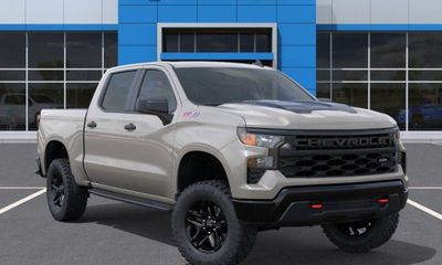 2026 Chevrolet Silverado Trail Boss Custom