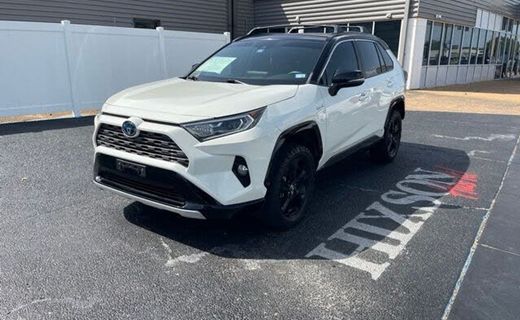 2020 Toyota RAV4 XSE