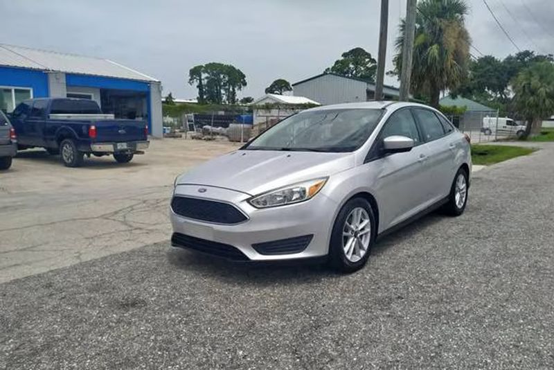 2017 Ford Focus — a typically priced live listing