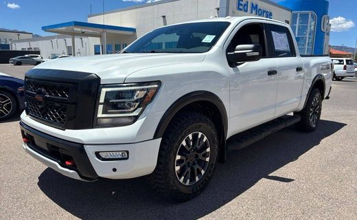 2020 Nissan Titan