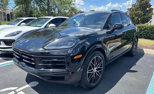 2026 Porsche Cayenne
