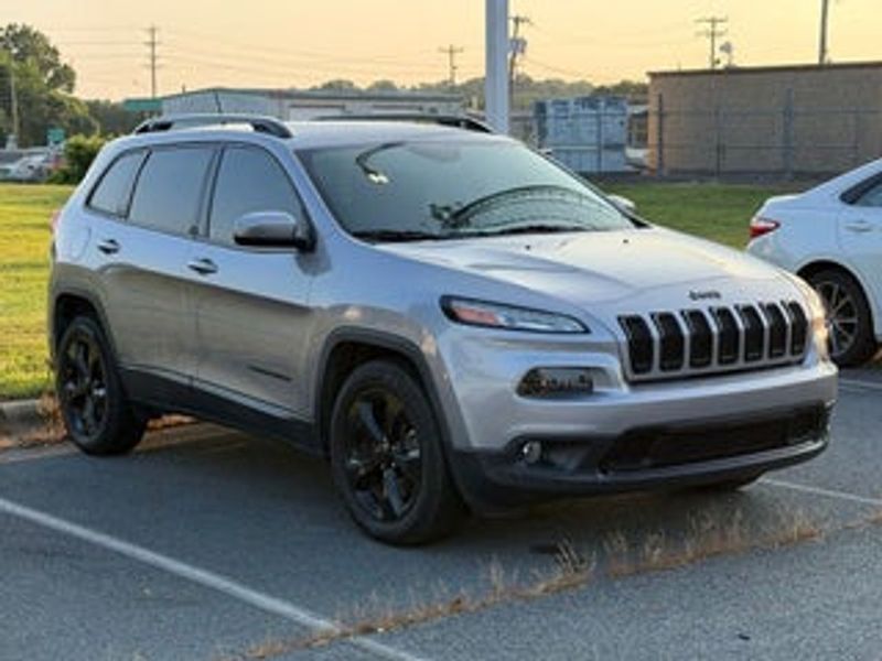 2018 Jeep Cherokee — a typically priced live listing