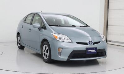 2015 Toyota Prius TWO