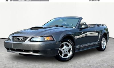 2003 Ford Mustang Deluxe