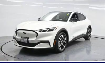 2024 Ford Mustang Mach-E Select