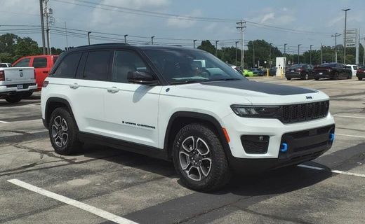 2023 Jeep Grand Cherokee