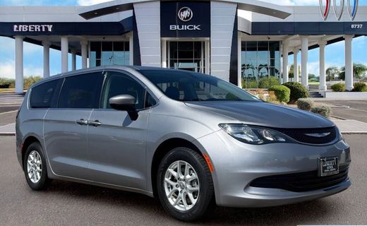 2020 Chrysler Voyager LX