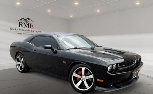 2012 Dodge Challenger SRT8