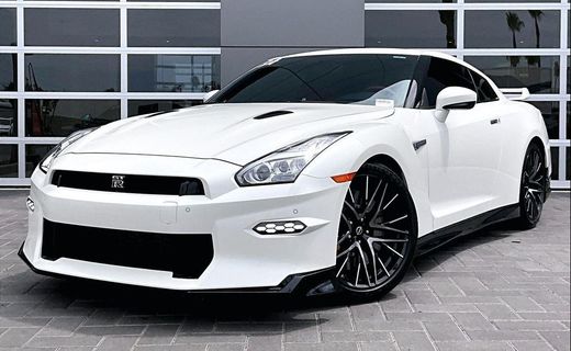 2024 Nissan GT-R Premium