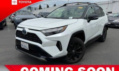2023 Toyota RAV4 XSE