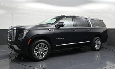 2025 GMC Yukon XL Denali