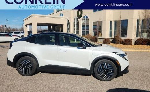 2026 Nissan Leaf SV