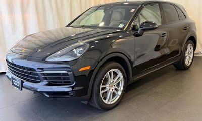 2021 Porsche Cayenne Base