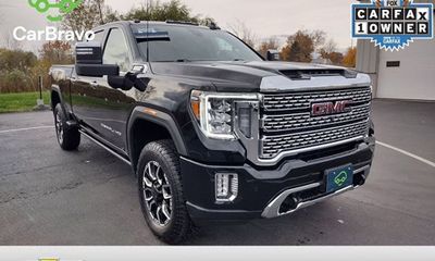 2023 GMC Sierra HD Denali