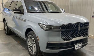 2025 Lincoln Navigator L Reserve