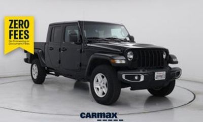 2023 Jeep Gladiator Sport