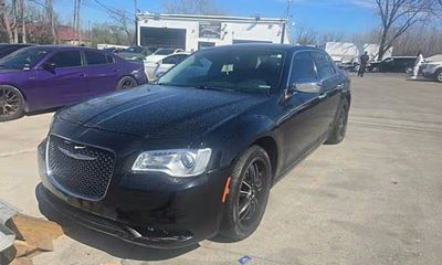 2015 Chrysler 300 300C