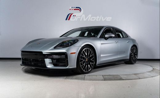 2026 Porsche Panamera GTS