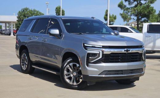 2025 Chevrolet Tahoe LS