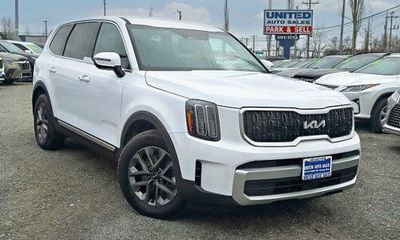 2024 Kia Telluride LX